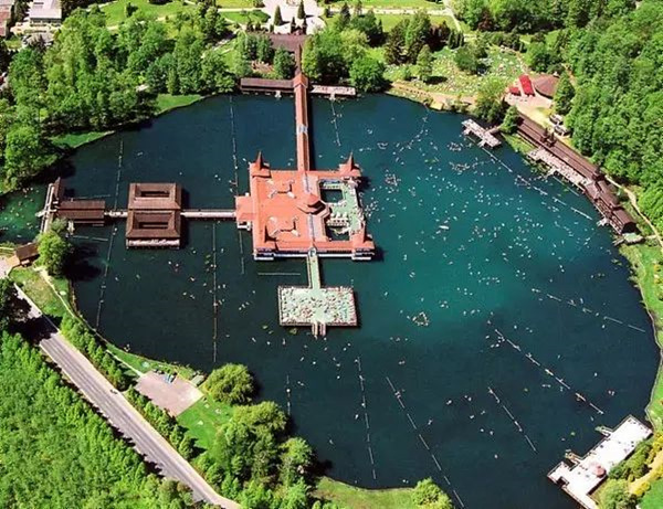 收藏!没泡过这些温泉的人生是不完整的!