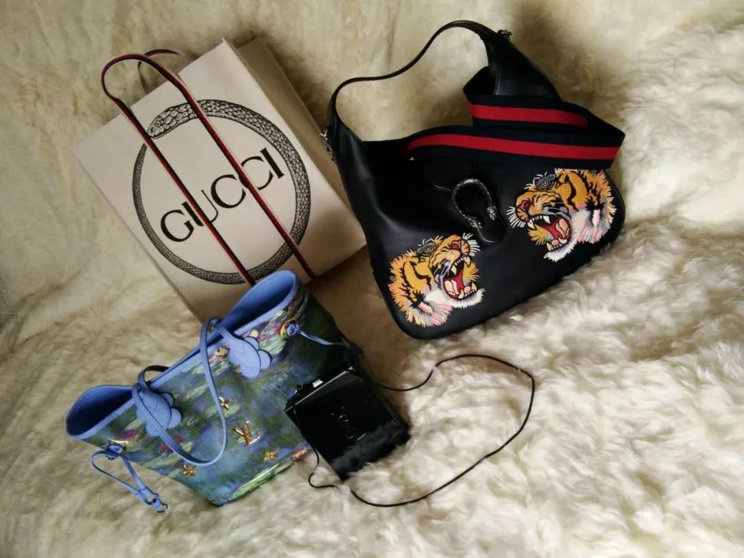 晒包｜一年内竟然就买了这么多新包，你们太厉害了！