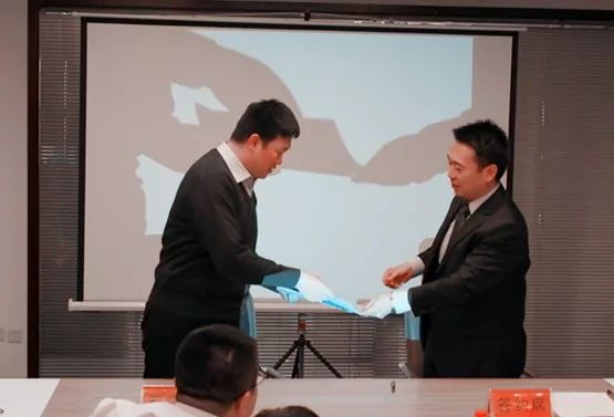 中国联行2021年度工作会议,两会要闻总结