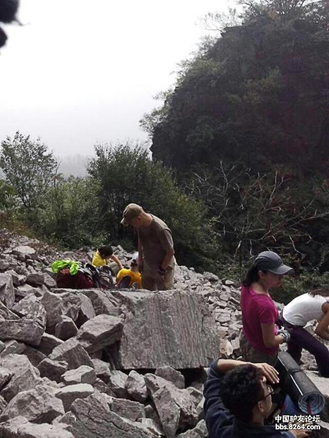 十字岭鸡冠梯环线,南太行鸡冠梯最险处