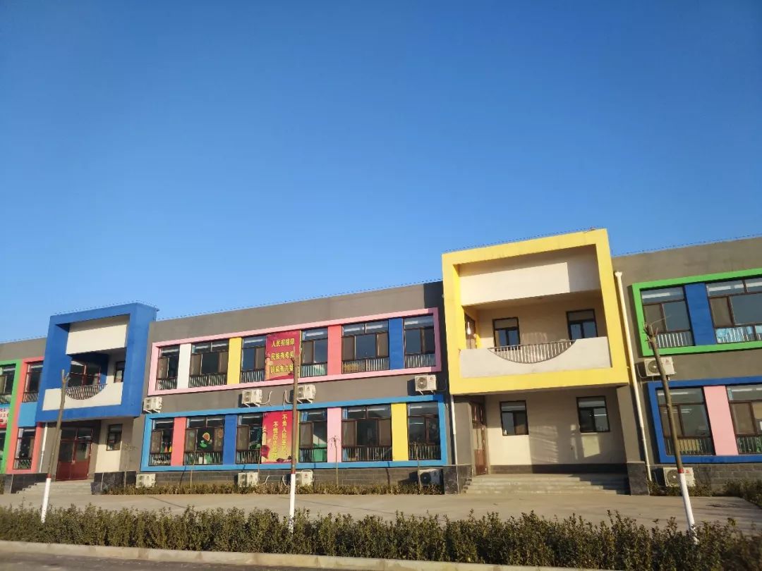 凤凰艺术双语幼儿园亲子跳舞,曲周县凤凰艺术幼儿园报名方式