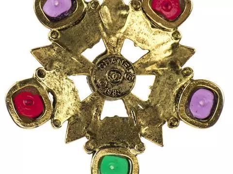 chanel饰品真假对比,chanel饰品包装盒真假鉴别