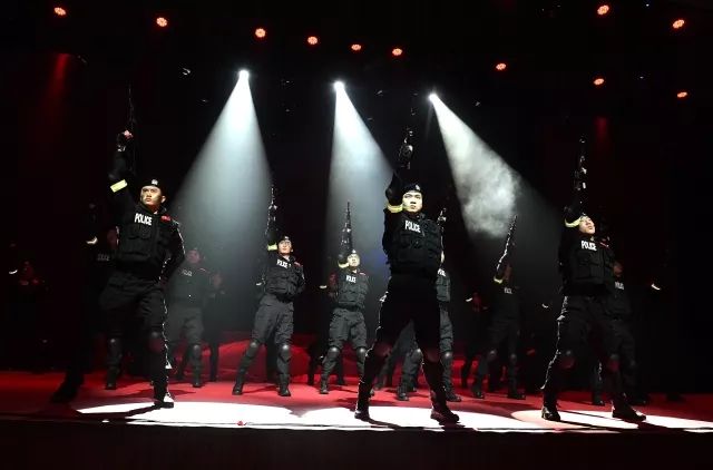 慰问演出感动,慰问演出现场震撼