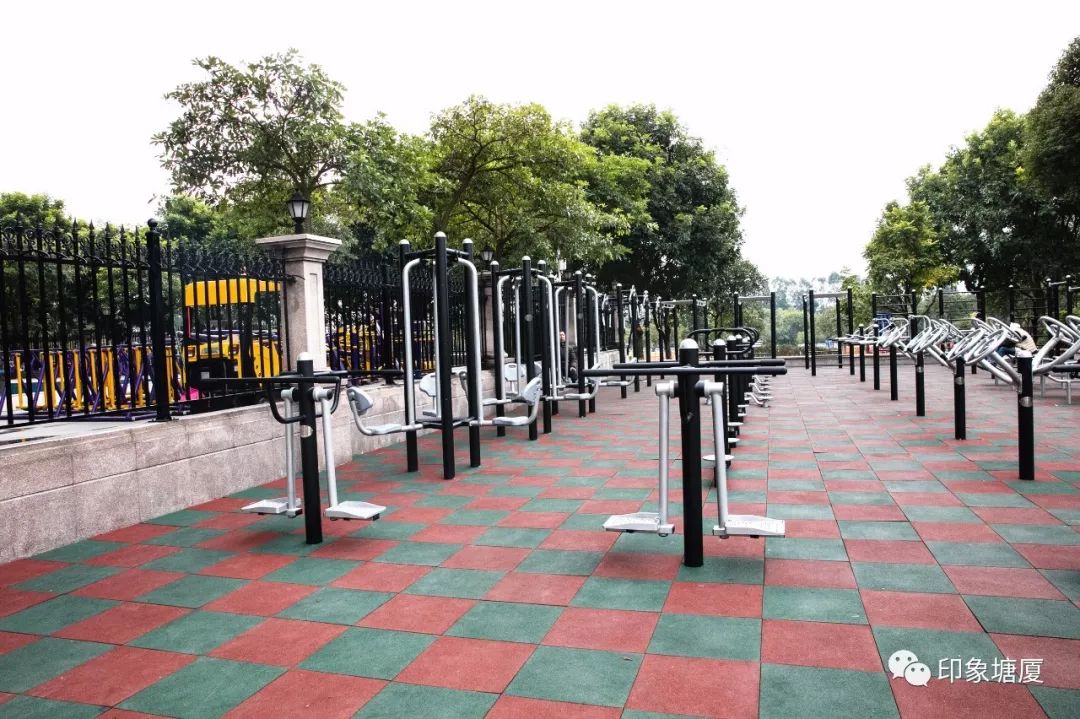 东莞免费灯光篮球,塘厦灯球场