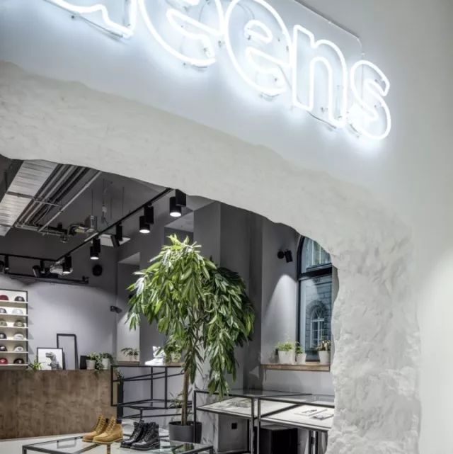 queenshoes轻奢女鞋,queens鞋子