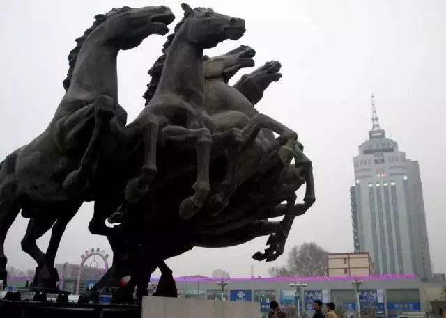 洛阳大型文化广场,洛阳著名广场