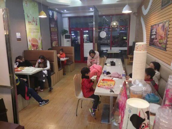 年终福利来啦！分享集赞得年货！