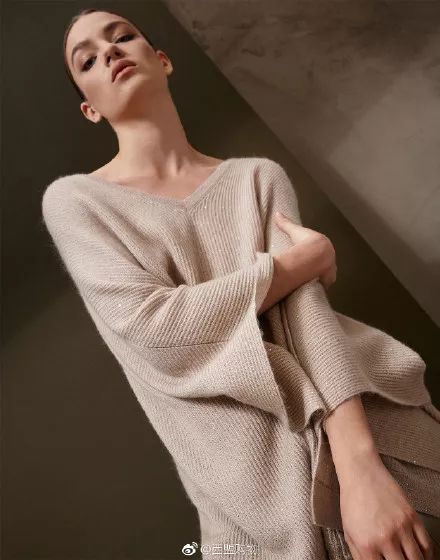 章子怡奢侈品价格,章子怡同款羽毛西服