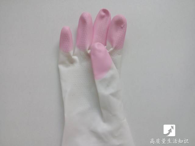 衣服粘毛不用买滚刷教你一招,衣服粘毛怎么处理不用滚筒