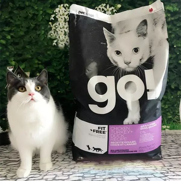 给猫买什么猫粮比较好,给猫最好买什么猫粮