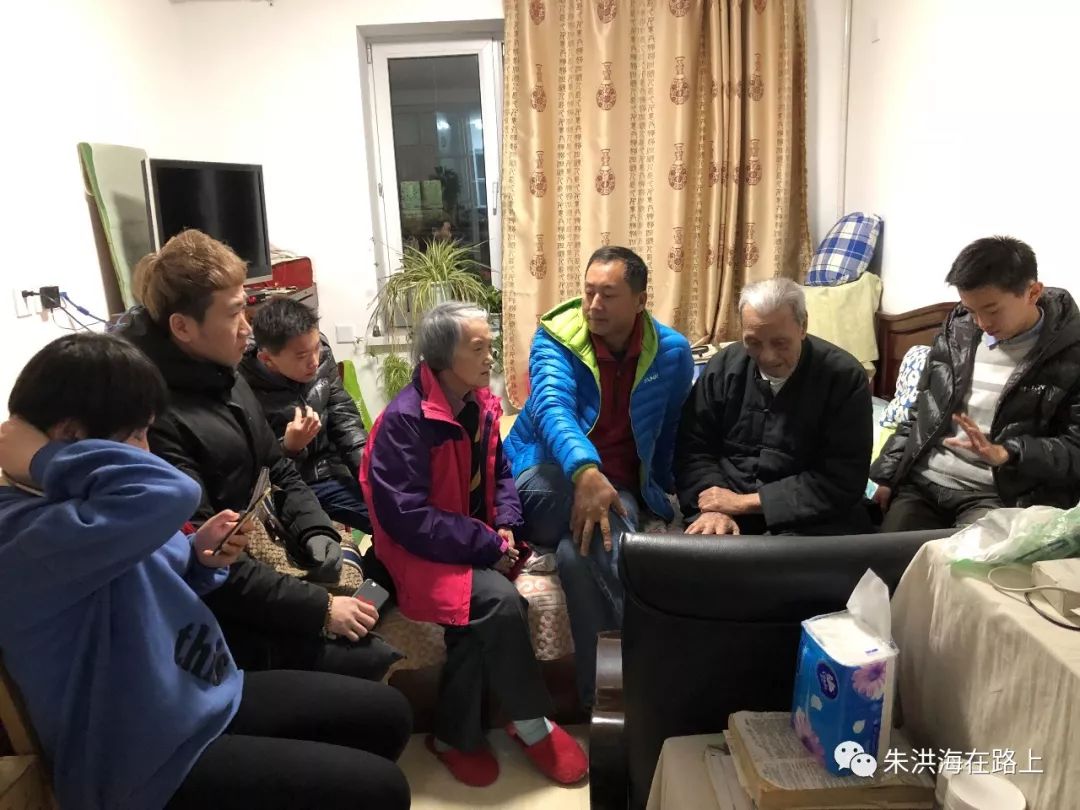 “发财中国年”，辽宁20位百岁抗战老兵向全国关爱老兵志愿者拜年