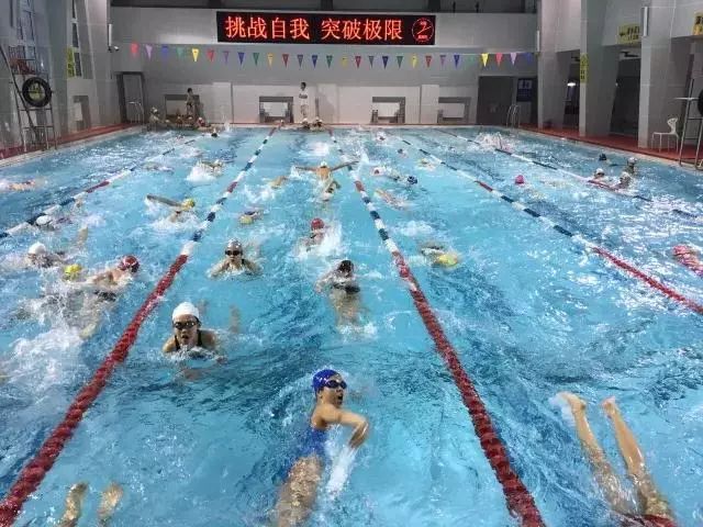 春节七天别长膘，运动场上“泡一泡”，这些运动场就在你家门口！