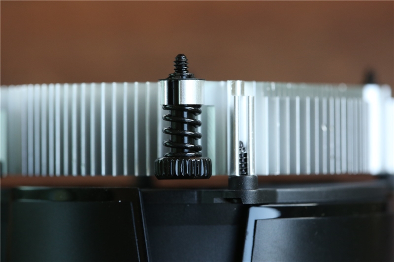 amd三代锐龙有没有核显apu,性价比高的amd锐龙cpu