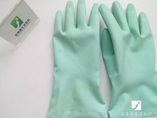 衣服粘毛不用买滚刷教你一招,衣服粘毛怎么处理不用滚筒