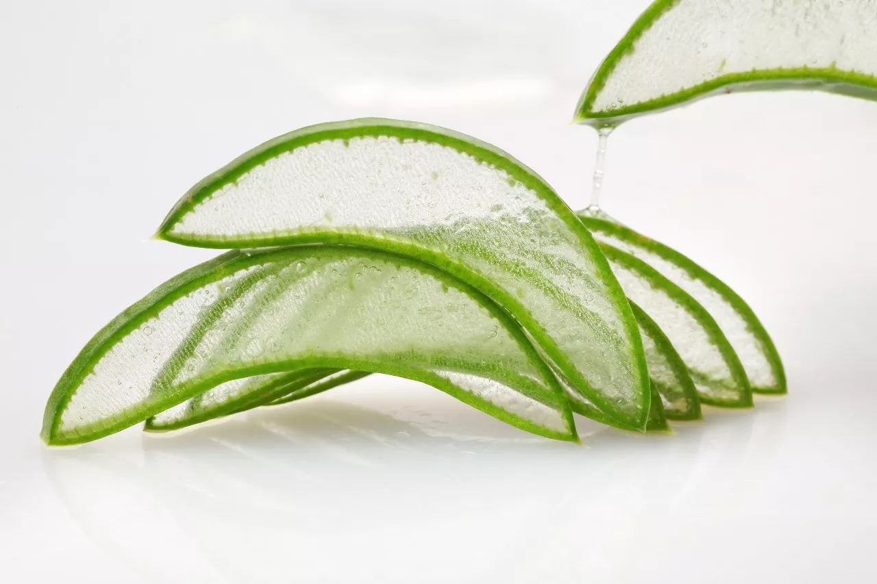 璀︽儠鍋囧啋浼姡浜у搧,澶鏇濆厜杩欐闈㈣啘鑿岃惤瓒呮爣