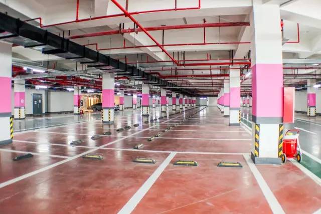 地下车库没做到这个程度，你千万别说自己是豪宅