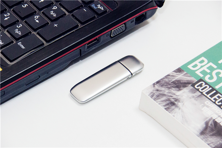 台电幻影系列评测,台电幻影u盘评测