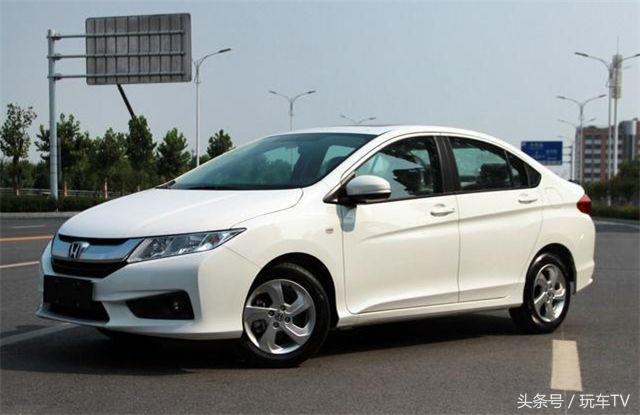 全新飞度中期改款上市,新款三厢飞度