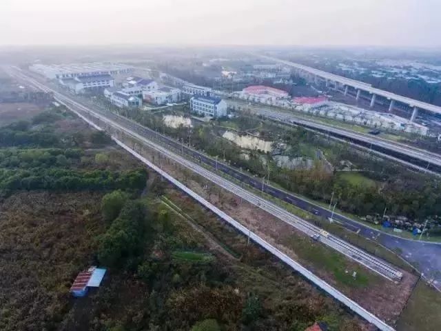 上海17号地铁能直达朱家角镇,上海朱家角地铁17号线出口