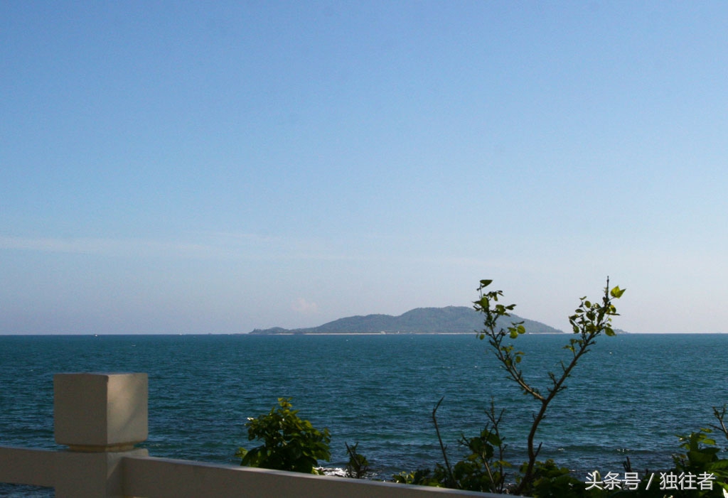 三亚情人湾一个浪漫又静谧的海湾