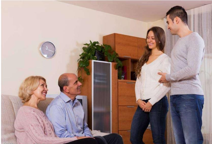 璐璐搞笑同盟“之”104期：悟空，打死这蜘蛛！神曲小苹果的威力