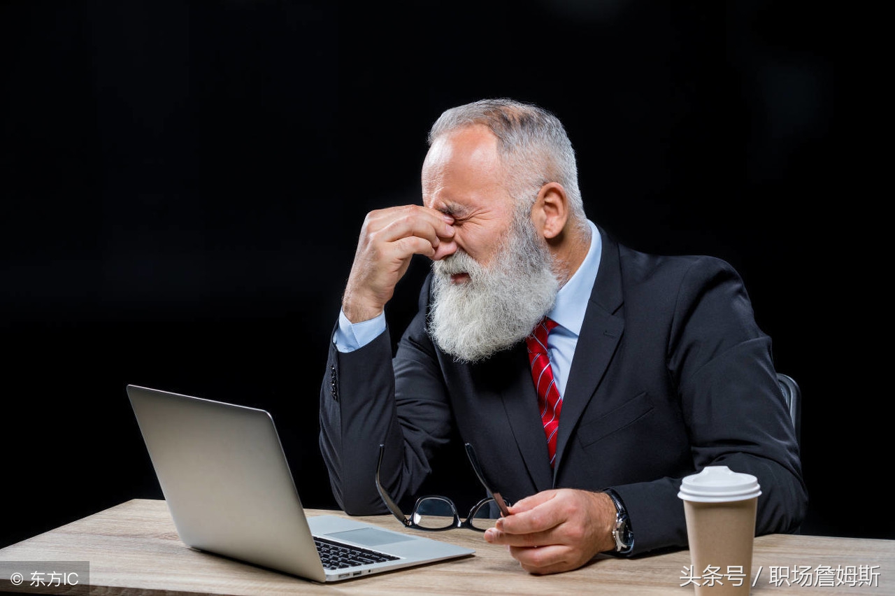 公司经常给员工打鸡血好吗,公司员工打鸡血狂喊口号