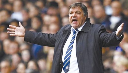 不加戏的裁判不是好裁判，不假摔的球员不是好的跳水运动员