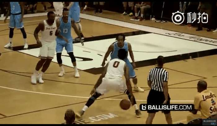 nba2k20手游尼克杨转身过人,尼克杨360度转身过人