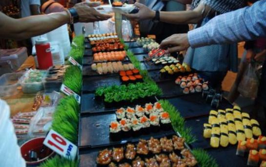 泰国清迈自由行费用多少钱一个月,泰国报团和清迈自由行哪个划算