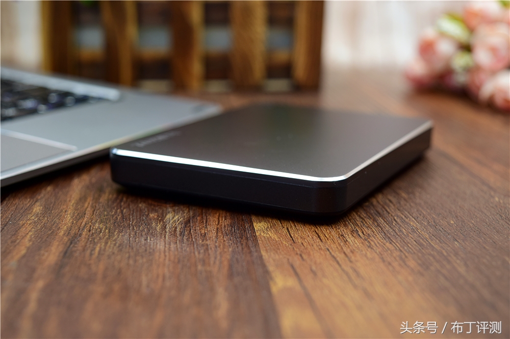 移动固态硬盘推荐东芝移动硬盘,东芝品牌移动硬盘买哪款好