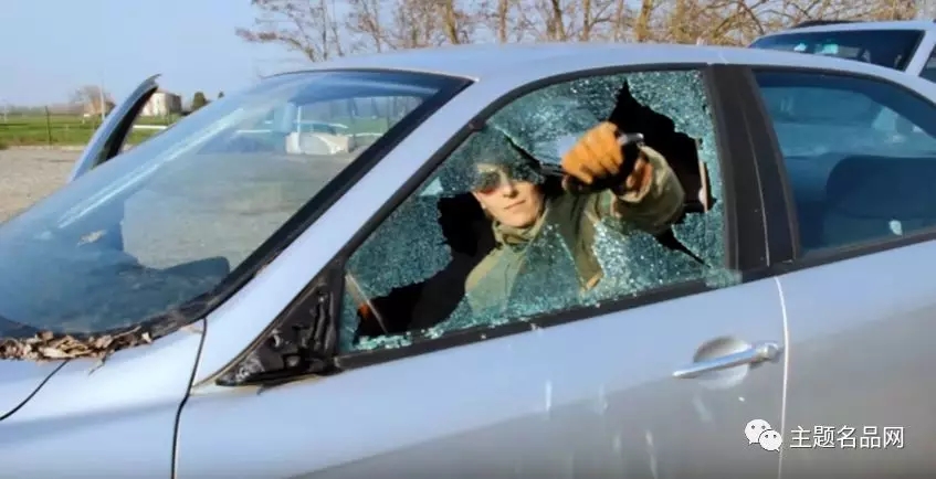 极端武力警察,极端武力多功能匕首