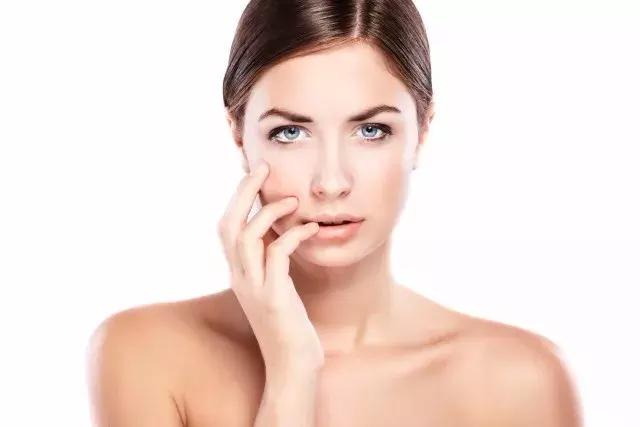 过年要补?追求胶原蛋白少女感?小心掉进微商“圈套”!