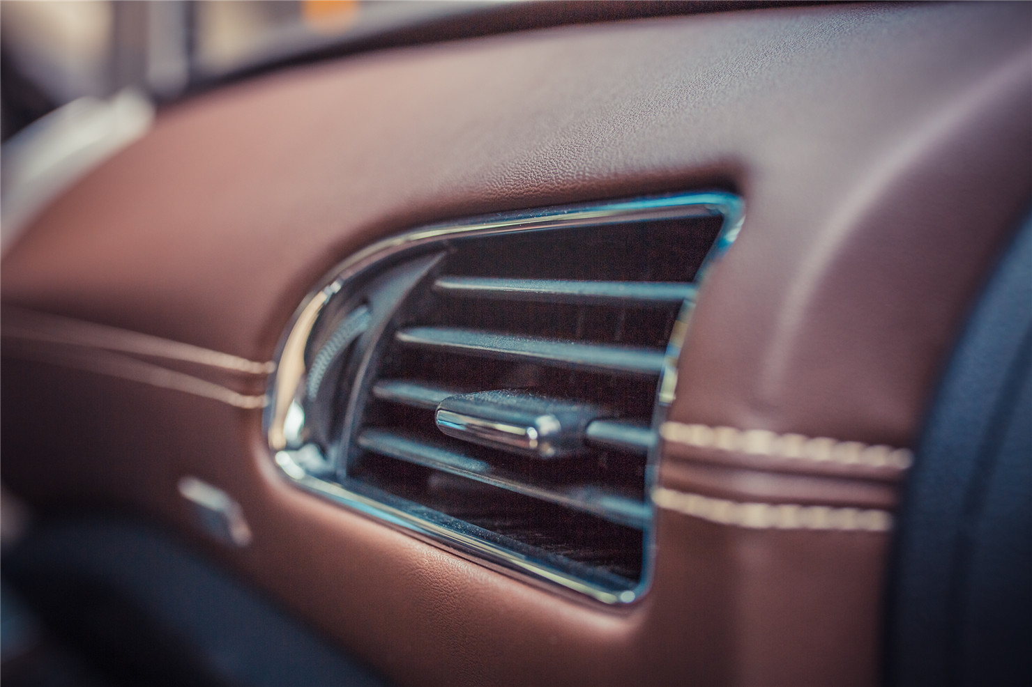 驾比速T5，冬日太原暖心游