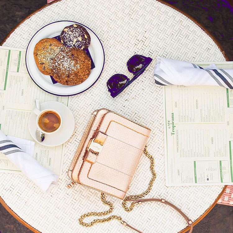 salvatoreferragamo鏄ュ,ferragamo鍏ㄦ柊鏃╂槬绯诲垪