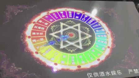 首家会发光的水晶烤鱼，会起飞的火锅自带霸气特效，打响2月第1战