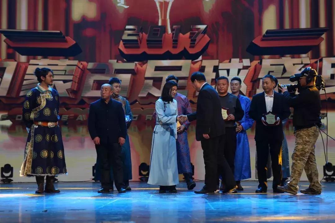 点赞！鄂尔多斯在这场足球盛典中获得集体、个人14项大奖！