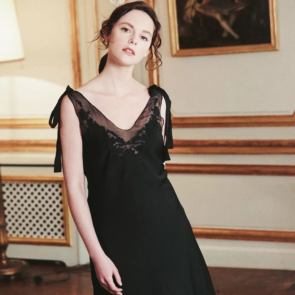 这么美的轻柔仙气的居家服 让你感受「唐顿庄园」般的英式贵族风