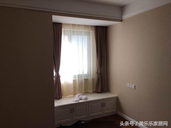 入户玄关上有个柜子怎么装修,玄关柜正对门怎么装饰