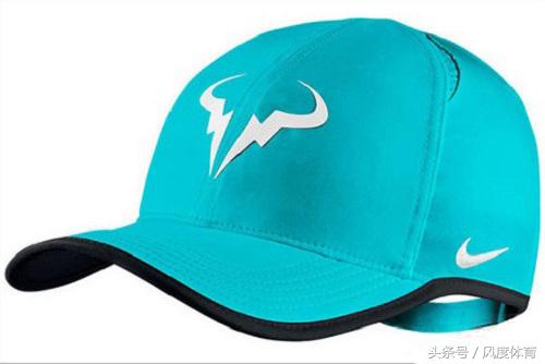 一层一层拨开你的潮流经，来做一个有层次又不臃肿的高尔夫球手吧