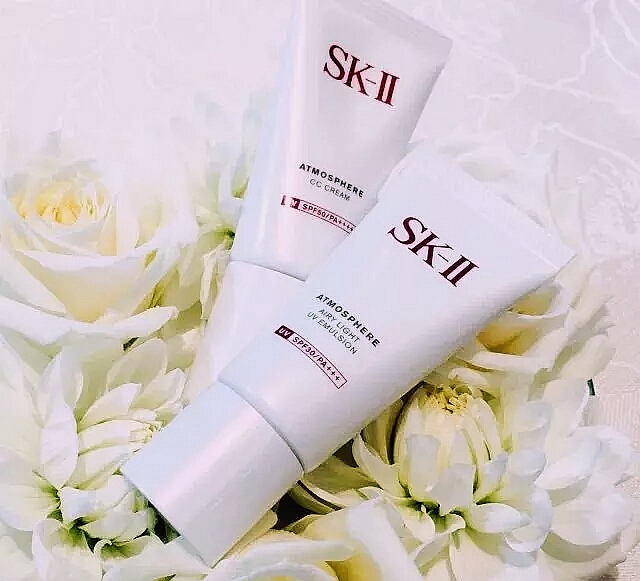 女孩子奢侈一点、买点化妆品怎么了？