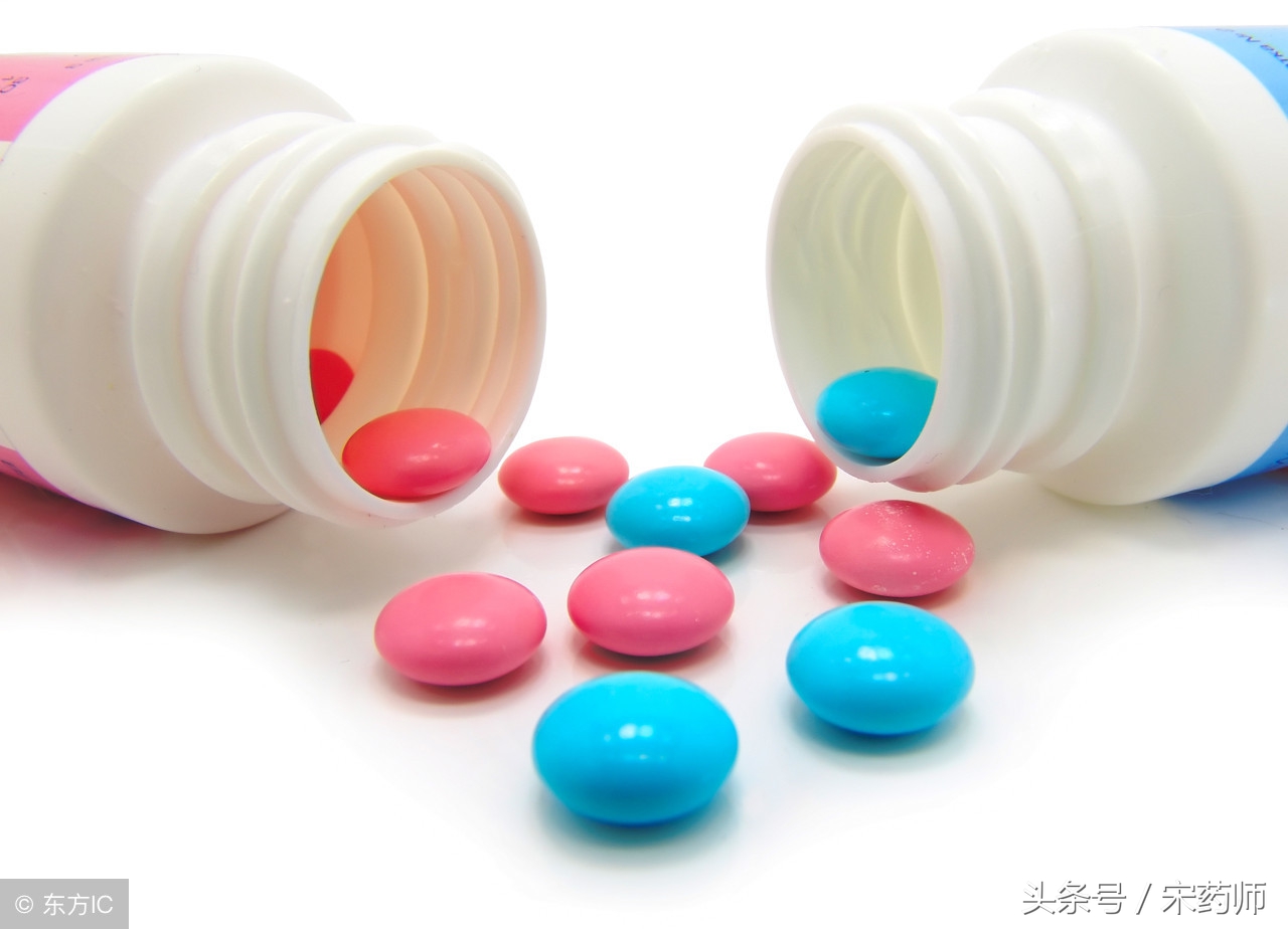 发了一天低烧要吃退烧药吗,一天吃五种不同的药需要注意什么