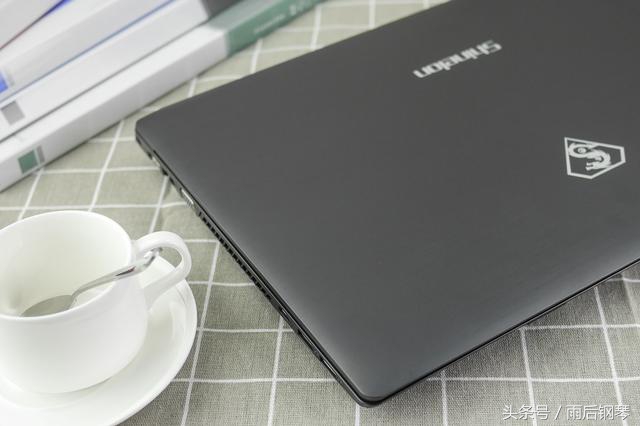 炫龙笔记本i7四代,炫龙有几款17寸的笔记本