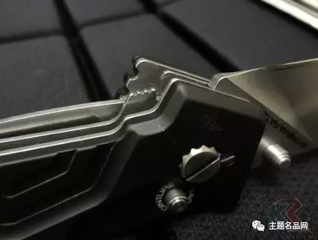 极端武力警察,极端武力多功能匕首