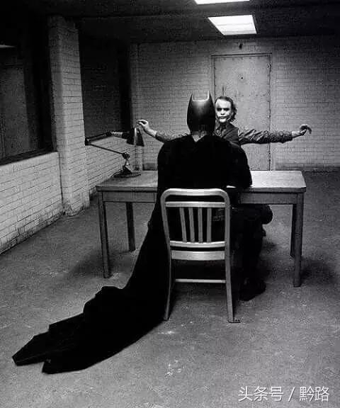 椅子丨专用回收材料制造，每卖一把少一个客户