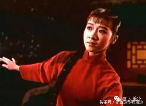 披头散发辫子怎么编发好看简单,编发披头散发视频