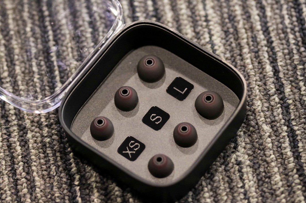 1more降噪最好的耳机,1more入耳式耳机推荐