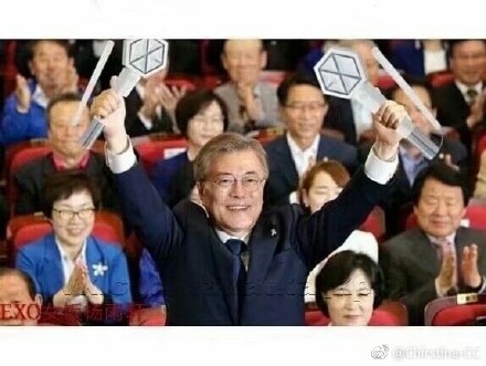 exo现身伯贤演唱会,exo综艺伯贤kai