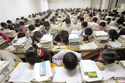 寒假不休息坚持学习的句子,寒假停课不停学的句子