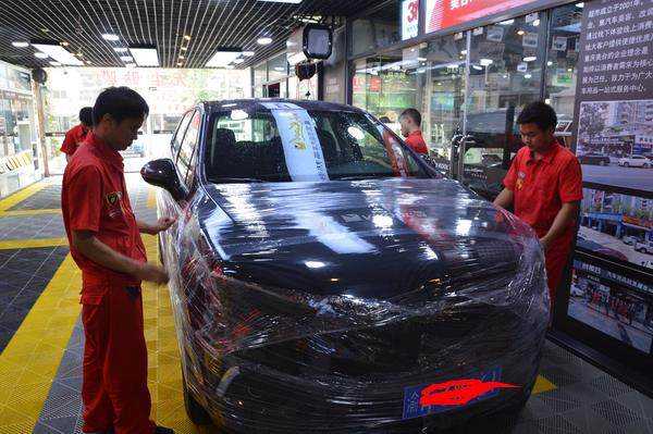 汽车贴膜可以防止玻璃破碎吗,玻璃贴膜能防止碎裂么