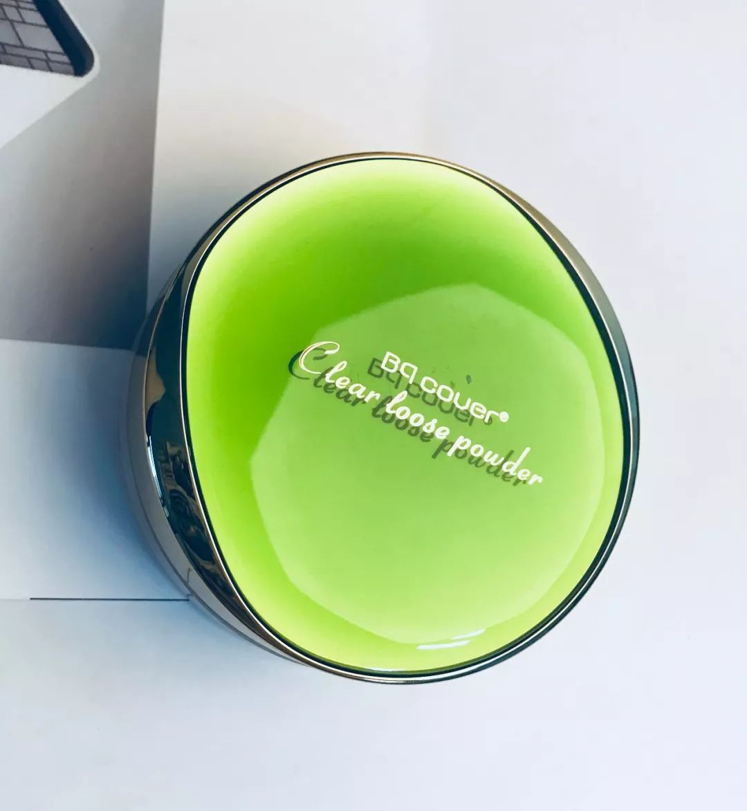 脱妆尴尬的小妙招,聚餐妆容持久